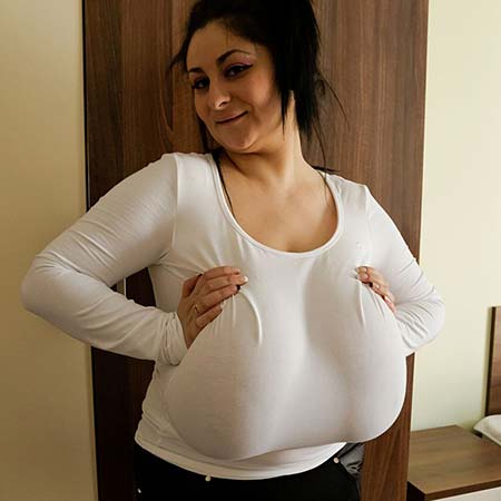 Alice85JJ in and out a tight white top